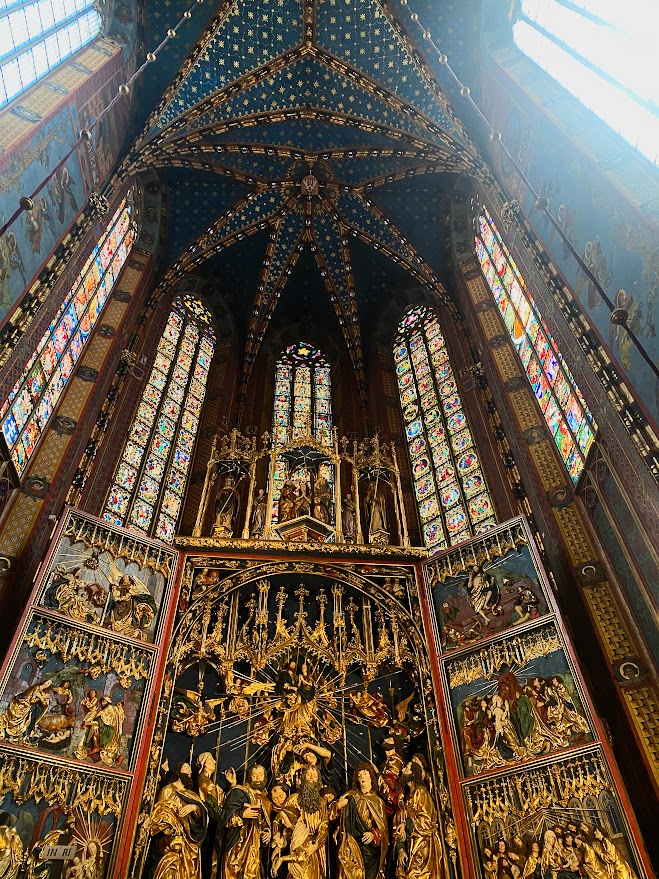 interno della basilica 